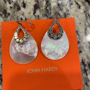 JOHN HARDY
Sterling Silver Dot Drop Earrings with Mother-of-Pearl